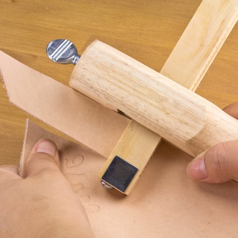 Strapcutter